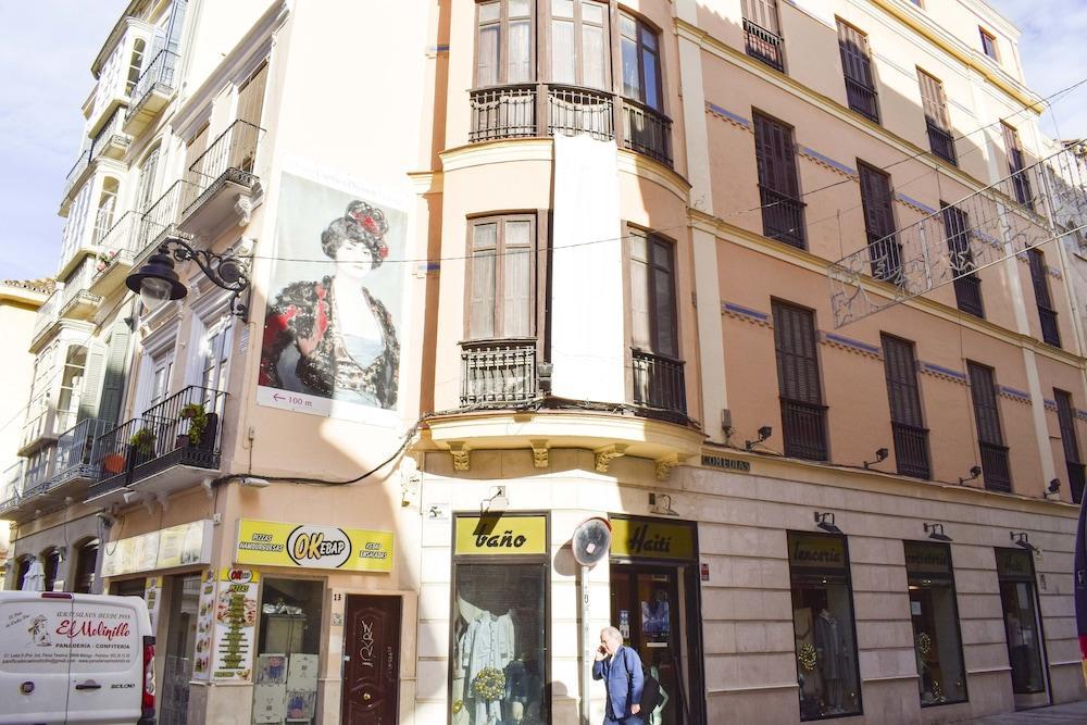 Letmalaga Comedy Eksteriør bilde